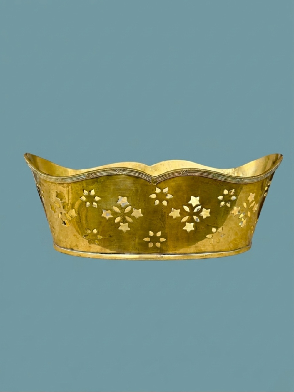 Vintage Mottahedeh Reproduction Pierced Brass Cachepot / Oval Planter